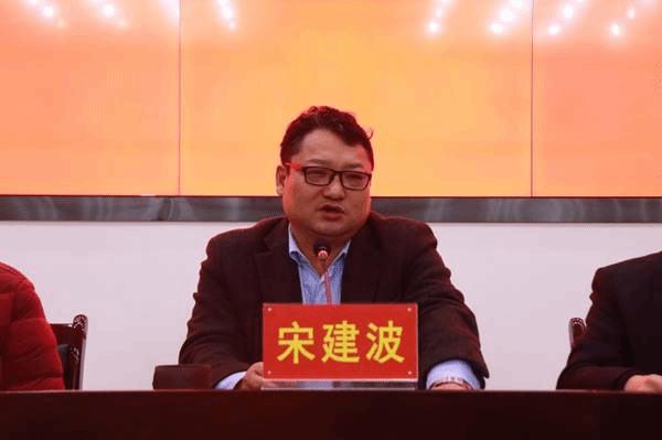 https://www.kluniv.edu.cn/__local/4/20/1A/31384DEDB19282EE32A640B01A4_AB6F8FE0_C611.jpg