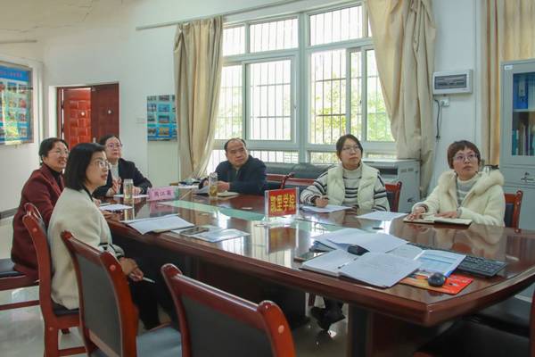 https://www.kluniv.edu.cn/__local/2/6A/17/8090DDCA3D646E81BF92D2F7488_92502115_1AB74.jpg