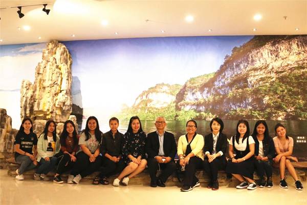 http://www.kluniv.edu.cn/__local/5/7F/9D/B8B2F3C3AD2AA72F03E0787CCBB_0D27A1A0_1B981.jpg