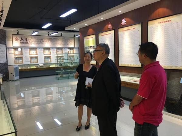 http://www.kluniv.edu.cn/__local/9/60/53/5F635AC93EF28AC227F890F798A_C24C3019_178C5.jpg