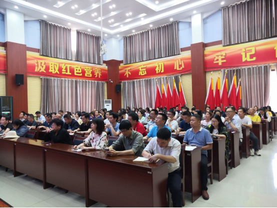 说明: https://www.kluniv.edu.cn/__local/5/84/82/363D7BE67E3C53AB8943485D854_509D2D9D_E18C0.png