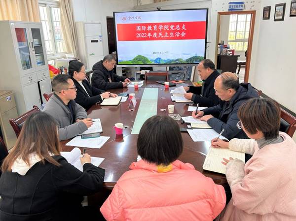 https://www.kluniv.edu.cn/__local/5/73/25/22011AFD3CD30B4CFF3CE121E00_13DCB0A1_229E7.jpg