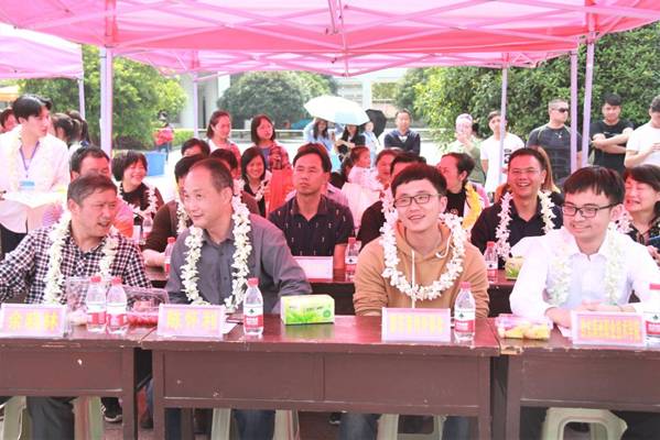 http://www.kluniv.edu.cn/__local/7/A8/D7/CED595650048960C37E67DFF7B1_D40FA401_1F721.jpg
