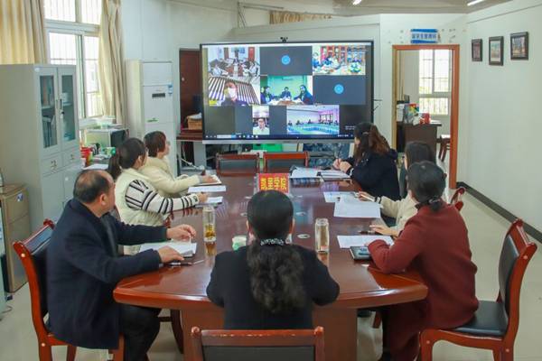 https://www.kluniv.edu.cn/__local/8/AF/A9/F61A9BEFB8C2E2E101428DA0693_0DED62E0_196B0.jpg