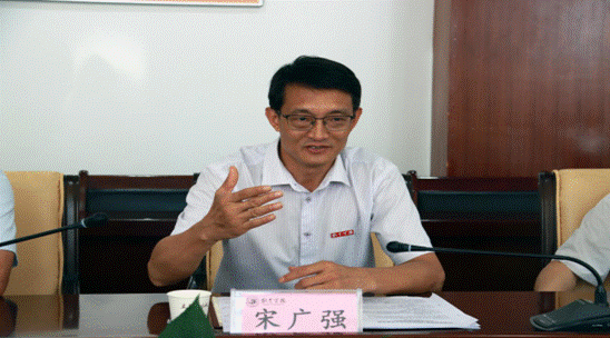 https://www.kluniv.edu.cn/__local/0/3B/5A/4C3D9A9C985A38E183BBB52FAE0_452BDCF6_C3C2A.png
