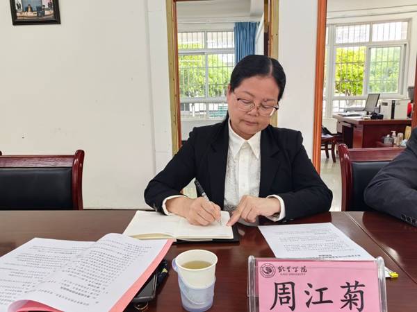 https://www.kluniv.edu.cn/__local/2/33/7A/82D58800A551E8CE1D39CAC0D7F_2C0E17F6_1AD9E.jpg