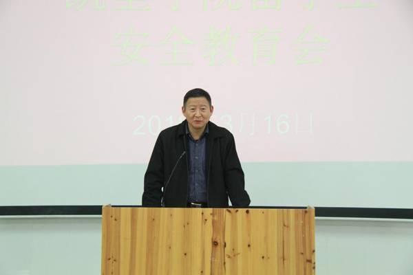 http://www.kluniv.edu.cn/__local/C/BF/9B/255B15F8C2CB0D7C2082F0960CB_ECB813F6_84EE.jpg