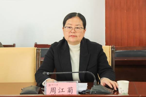 https://www.kluniv.edu.cn/__local/6/56/27/3F8DF2EF89FC92DF755C99F69C1_0B5EE462_DD1D.jpg