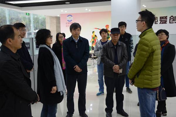 说明: http://www.kluniv.edu.cn/_mediafile/web/2016/11/11/3g2vwvyhjq.jpg