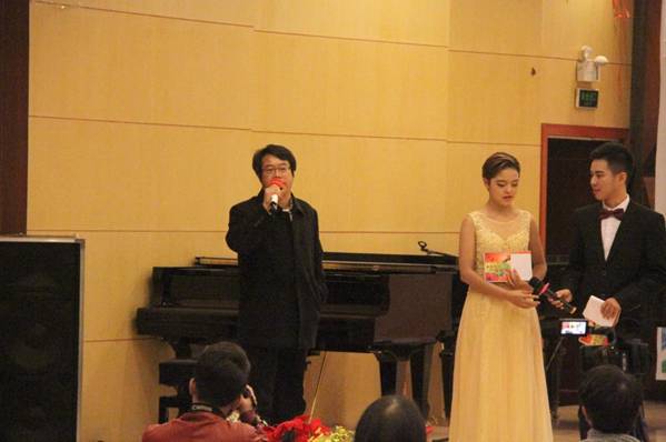 说明: http://www.kluniv.edu.cn/_mediafile/web/2016/11/29/1p5iw9c3ql.jpg