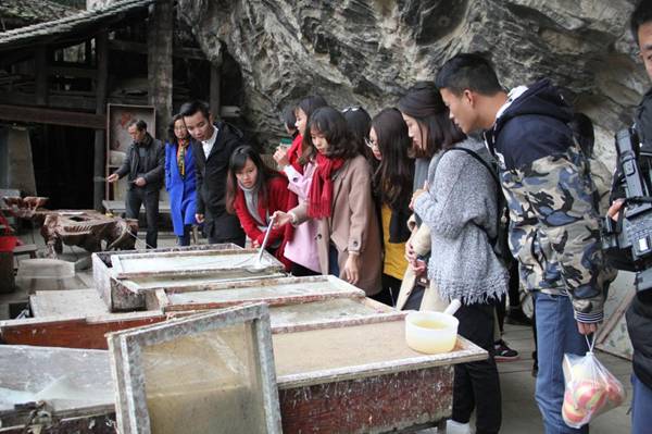 说明: http://www.kluniv.edu.cn/_mediafile/web/2016/12/03/1gm2v88qqi.jpg