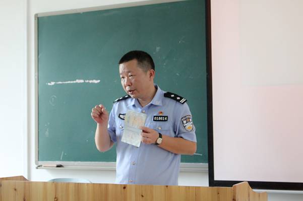 http://www.kluniv.edu.cn/_mediafile/web/2017/09/10/28qf5c9sd0.jpg