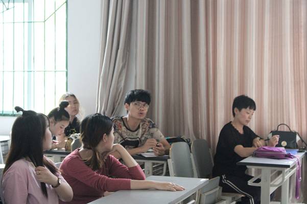 http://www.kluniv.edu.cn/_mediafile/web/2017/09/10/2iun5ezsdd.jpg