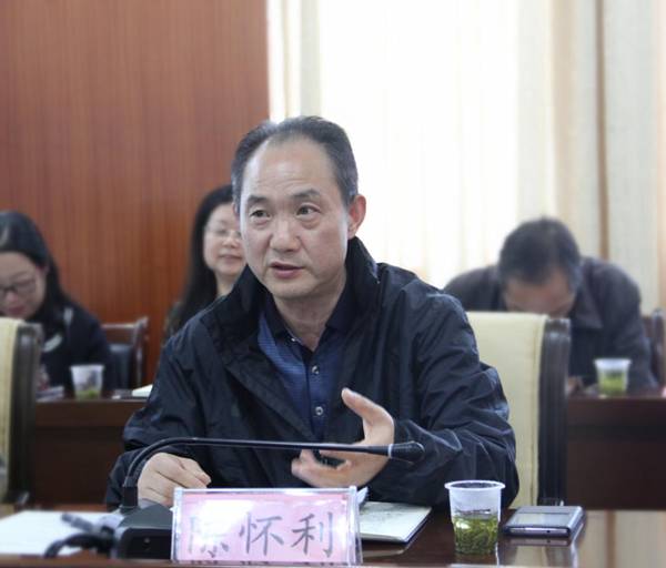 http://www.kluniv.edu.cn/_mediafile/web/2017/11/02/1lm6x471vd.jpg