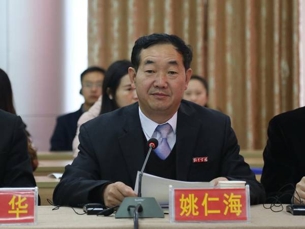 http://www.kluniv.edu.cn/_mediafile/web/2017/11/27/13nkj7fanx.jpg